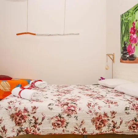 Santa Veneranda Κρότωνας